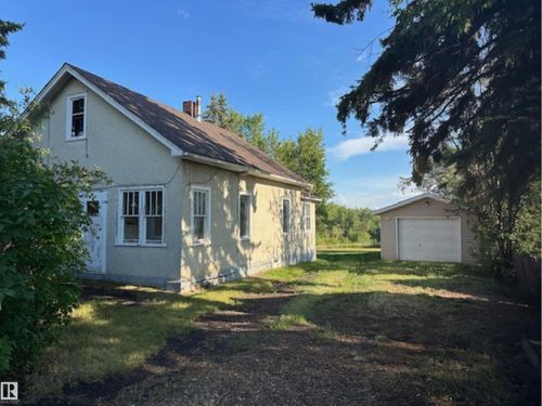 4711 51 Ave, Waskatenau, AB, T0A0B1 | Card Image