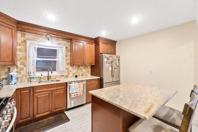 42 West 52 Nd St, Home with 0 bedrooms, 2 bathrooms and null parking in Bayonne NJ | Image 3