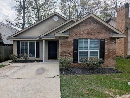 2140 Dupard St, Mandeville, LA, 70448-3716 | Card Image