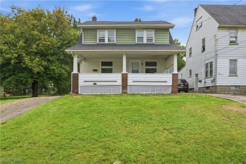 521 Cambridge Ave, Youngstown, OH, 44502-2518 | Card Image