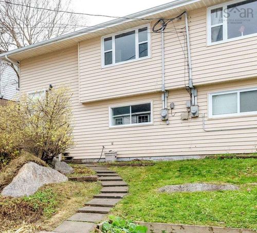 34 Idlewylde Rd, Halifax, NS, B3N1B9 | Card Image