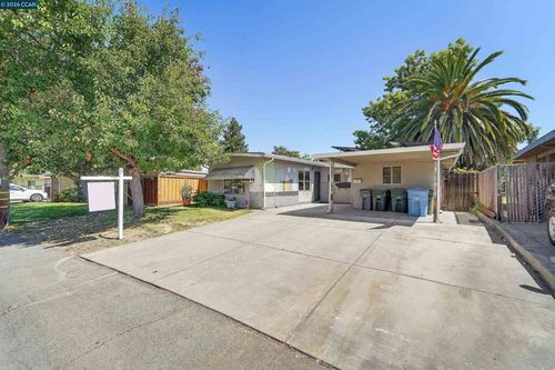 207 Los Altos Pl, American Canyon, CA, 94503-1074 | Card Image
