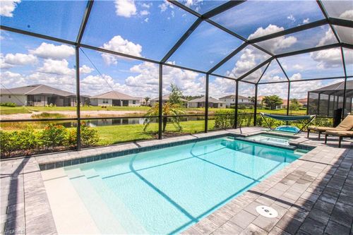 2213 Avocado Ln, Naples, FL, 34120-5735 | Card Image
