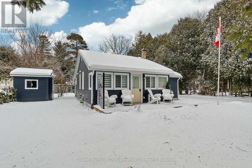 20 Tuyll St, Bayfield, ON, N0M1G0 | Card Image