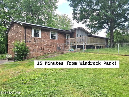 200 Sweet Ln, Clinton, TN, 37716-5221 | Card Image