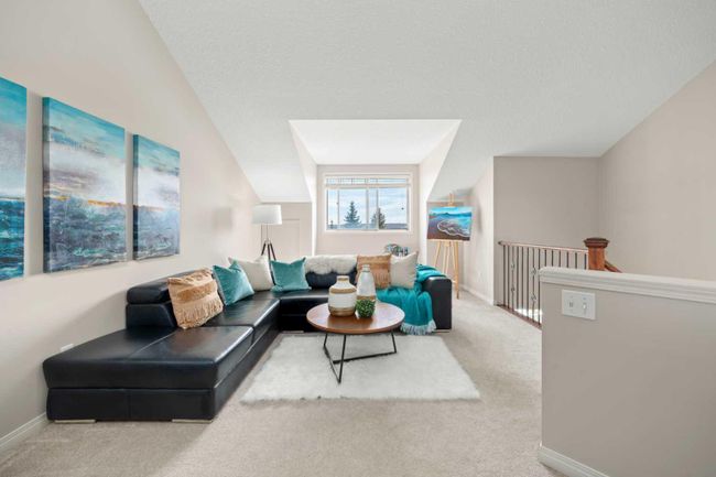 245 Springbank Terrace Sw, Home with 2 bedrooms, 2 bathrooms and 4 parking in Calgary AB | Image 21