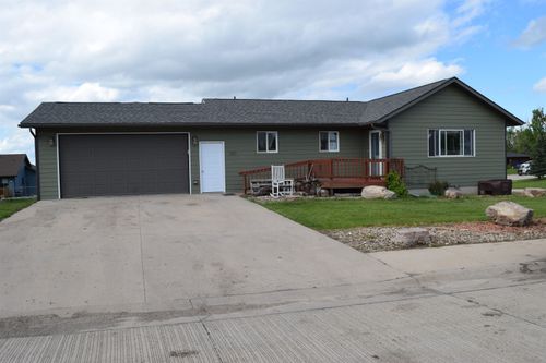 727 Taylor Ct, Belle Fourche, SD, 57717-2701 | Card Image