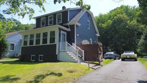 75 Lamb St, South Hadley, MA, 01075-2964 | Card Image