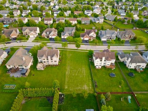 5259 Greenshire Cir, Lake In The Hills, IL, 60156-5893 | Card Image