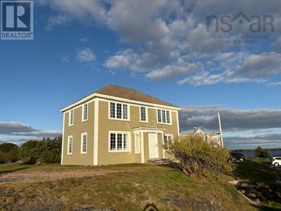 133 The Point Rd, House other with 3 bedrooms, 2 bathrooms and null parking in Blue Rocks NS | Image 1