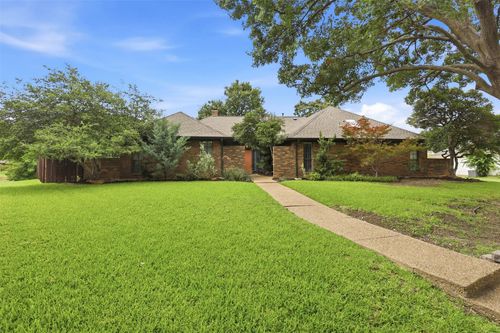 2626 Mariposa Cir, Plano, TX, 75075-2605 | Card Image