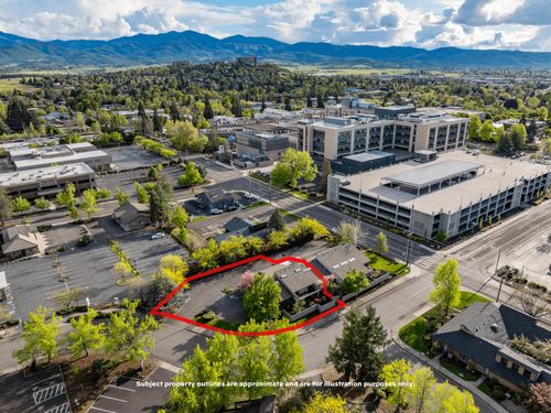 b-537 Murphy Rd, Medford, OR, 97504-8187 | Card Image