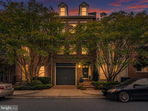 1118 N Pitt St, ALEXANDRIA, VA, 22314-1455 | Card Image
