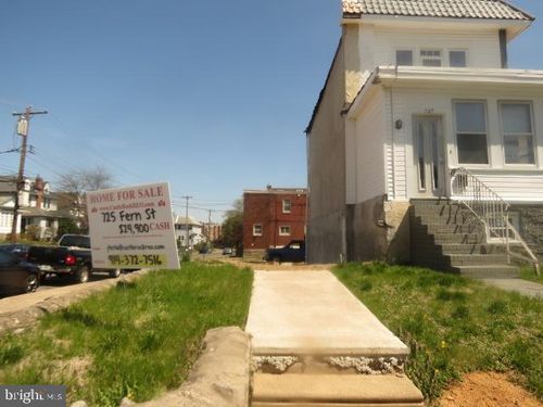 725 Fern St, YEADON, PA, 19050-3570 | Card Image