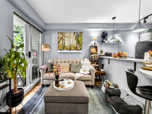 514-528 Rochester Ave, Coquitlam, BC, V3K7A5 | Card Image