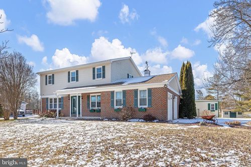 152 W Savannah Dr, BEAR, DE, 19701-1639 | Card Image