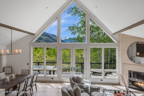 222 Roaring Fork Dr, Aspen, CO, 81611-2239 | Card Image