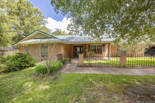 8659 Lake Park Dr, Denham Springs, LA, 70726-5505 | Card Image