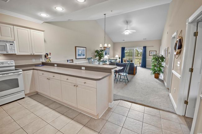 APT-402 - 4878 Luster Leaf Cir, Condo with 2 bedrooms, 2 bathrooms and null parking in Myrtle Beach SC | Image 9
