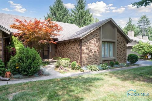 19-5232 Pine Grove Ct, Toledo, OH, 43615-2975 | Card Image