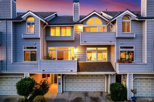2015 Stonefield Ln, Santa Rosa, CA, 95403-0952 | Card Image