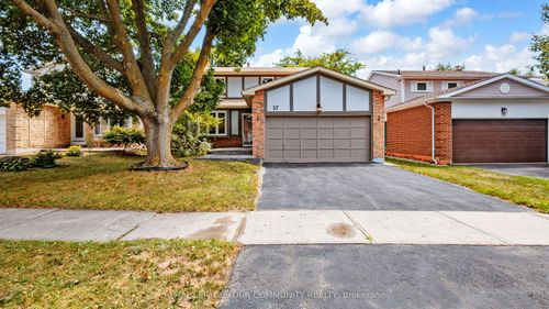 57 Braeburn Dr, Thornhill, ON, L3T4W7 | Card Image