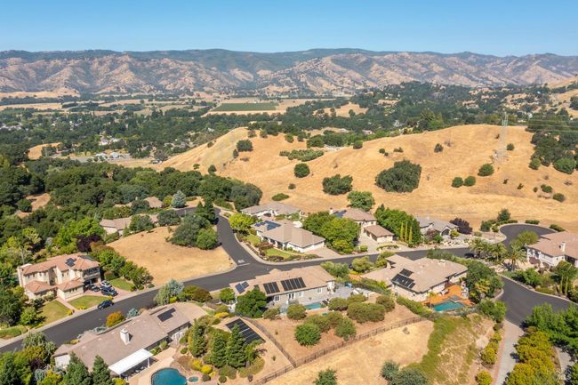 6141 N Vine Street, House other with 4 bedrooms, 3 bathrooms and 2 parking in Vacaville CA | Image 74