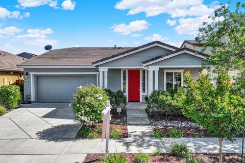2032 Davis Street, Woodland, CA, 95776 | Card Image