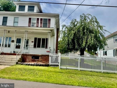 314 N 2nd St, FRACKVILLE, PA, 17931-1219 | Card Image