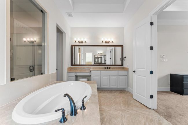 4038 Sabine Valley Trl, House other with 5 bedrooms, 5 bathrooms and 3 parking in Spring TX | Image 17