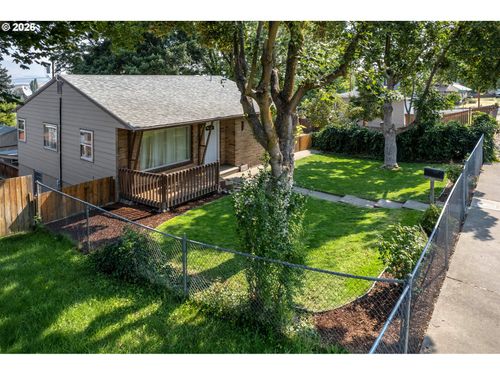 417 E 13th St, The Dalles, OR, 97058-2317 | Card Image