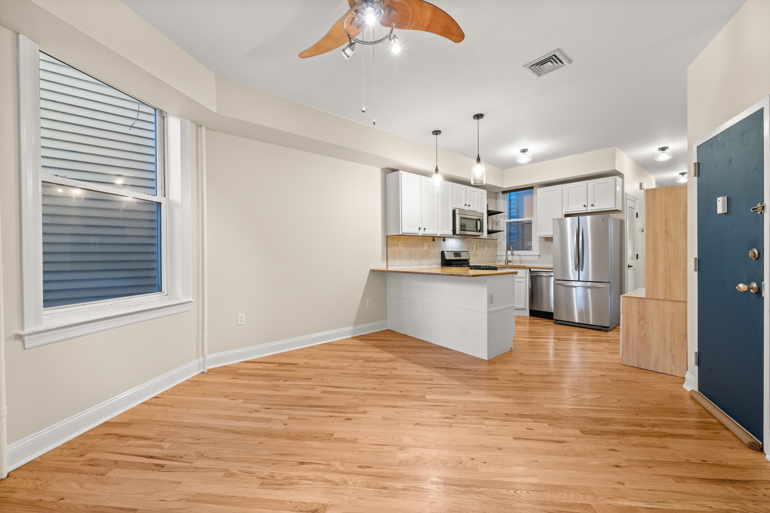 Residential Lease in JC, Heights 3