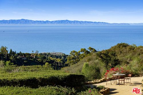 1060 Ladera Ln, SANTA BARBARA, CA, 93108-1630 | Card Image
