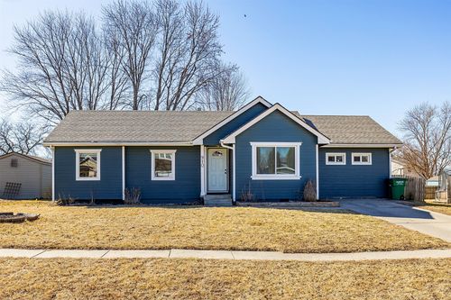 910 Lincoln Ct Se, Bondurant, IA, 50035-2039 | Card Image