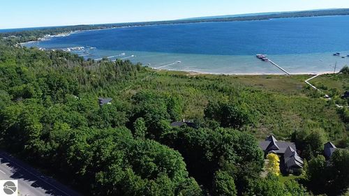 00 Robins Ridge Rd, Charlevoix, MI, 49720 | Card Image