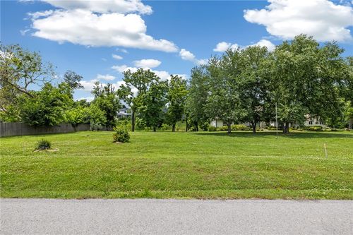 L7 Phillips Sub Nw D Street, Bentonville, AR, 72712 | Card Image