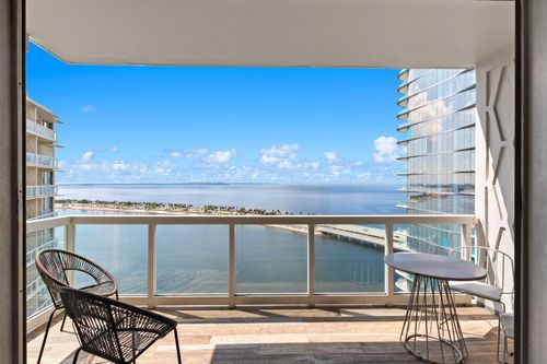apt-20t-2451 Brickell Ave, Miami, FL, 33129-2423 | Card Image