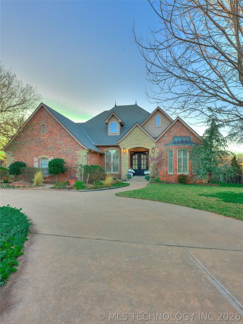 4617 Frisco Bridge Blvd, Edmond, OK, 73034-7170 | Card Image