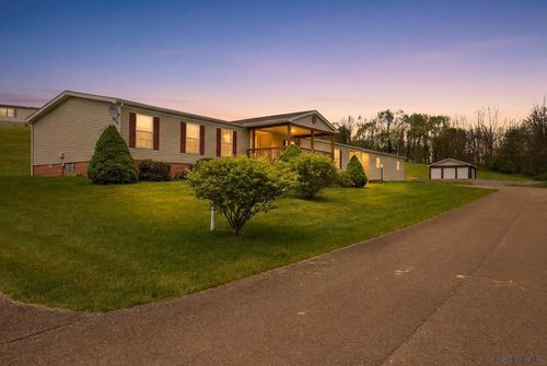 54 Brodview Ln, Berlin, PA, 15530-1411 | Card Image