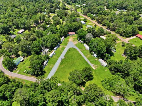 120 Pine Cir, Ellaville, GA, 31806-3368 | Card Image