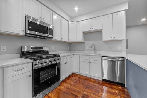 1-376 Chestnut St, Gardner, MA, 01440-3002 | Card Image