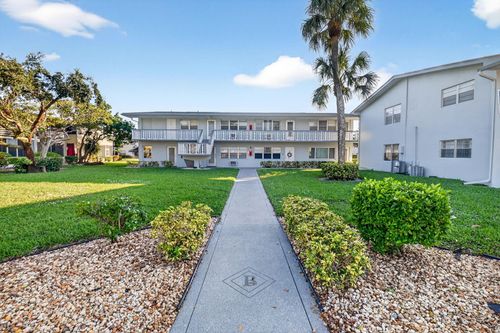 46 Waltham B, West Palm Beach, FL, 33417-6916 | Card Image