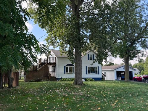 3315 Cedar Heights Dr, Two Rivers, WI, 54241-1237 | Card Image