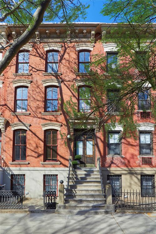 21-13 45th Ave, Long Island City, NY, 11101-4703 | Card Image