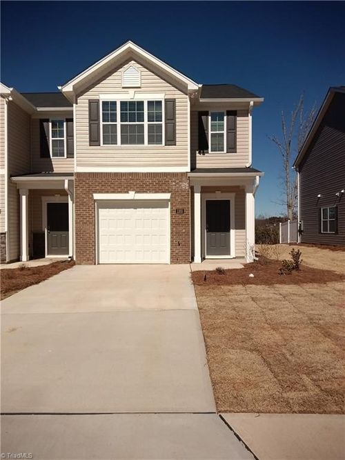 1355 Amberview Ln, Kernersville, NC, 27284 | Card Image