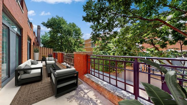 APT-202 - 1414 N Wells St, Condo with 2 bedrooms, 2 bathrooms and 1 parking in CHICAGO IL | Image 22
