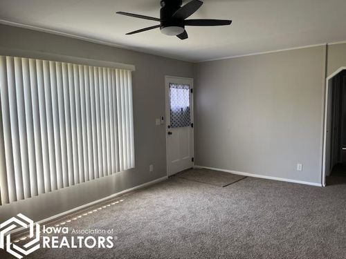 613 N Palm Ave, Mount Pleasant, IA, 52641-1447 | Card Image