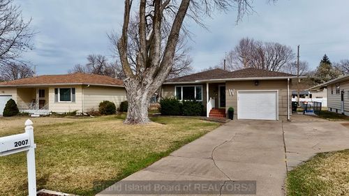 2007 Sherman Blvd, Grand Island, NE, 68803 | Card Image