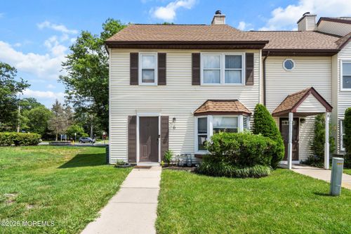 6 Revere Ct, Jackson, NJ, 08527-2243 | Card Image