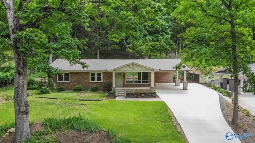 1825 Forest Drive, Guntersville, AL, 35976 | Card Image